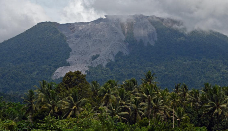 Kondisi terkini Gunung Api Ibu di Kabupaten Halmahera